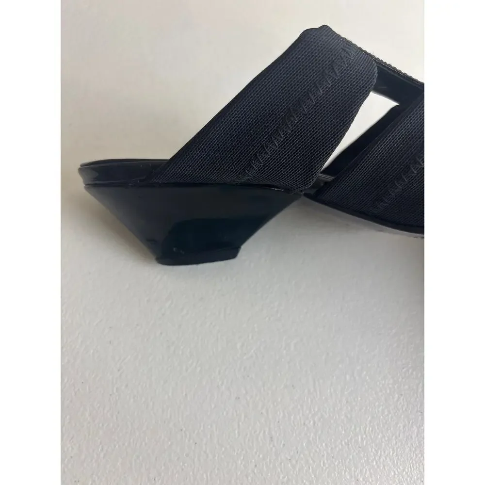 Donald J Pliner Hizzy Black Stretch Slide Sandals 6M Made in Spain Kitten Heel